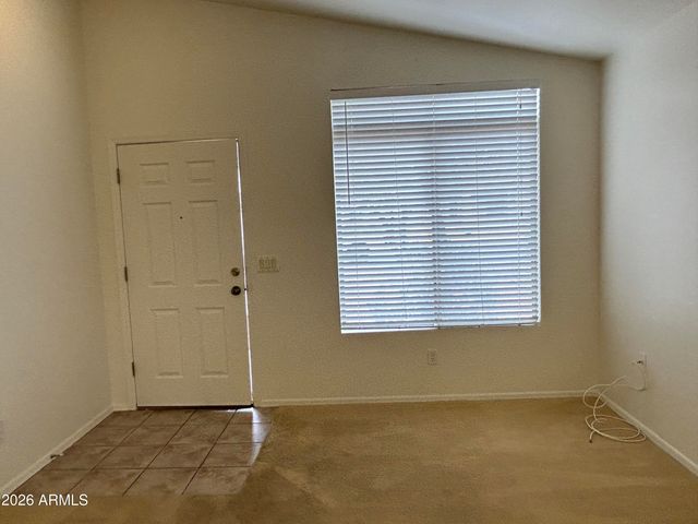 8571 W VOGEL Avenue, Peoria, AZ 85345