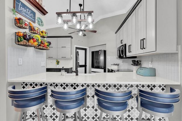 1170 FALCON RIDGE LANE, Palm Harbor, FL 34683