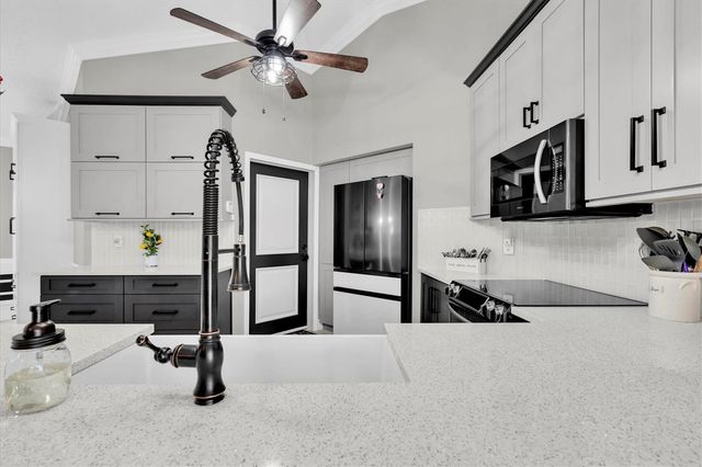 1170 FALCON RIDGE LANE, Palm Harbor, FL 34683