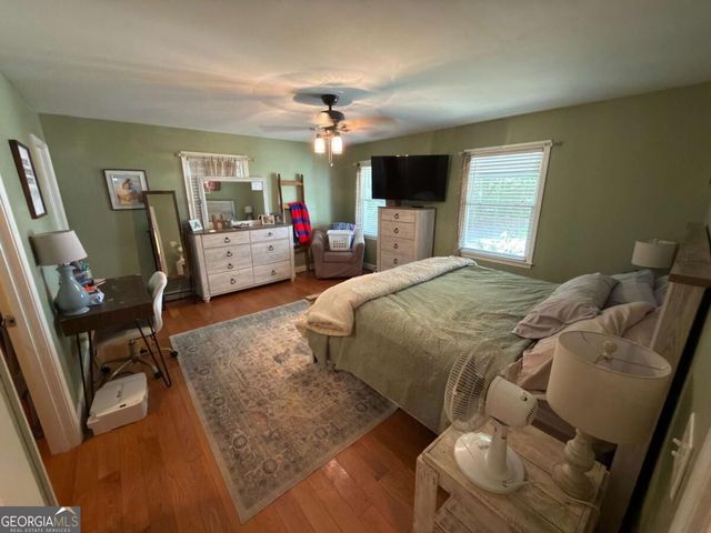 399 Grindstone Creek Drive, Clarkesville, GA 30523