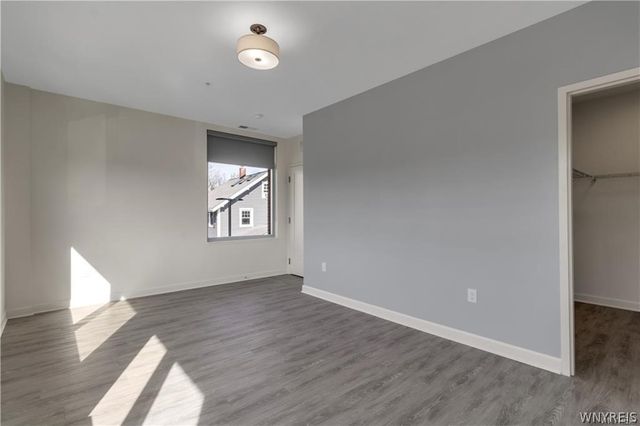 5712 Main Street 200, Amherst, NY 14221
