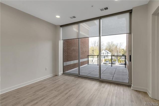5712 Main Street 200, Amherst, NY 14221