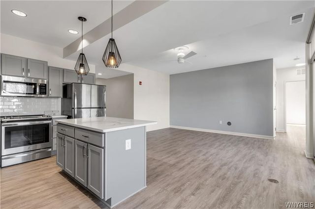 5712 Main Street 200, Amherst, NY 14221