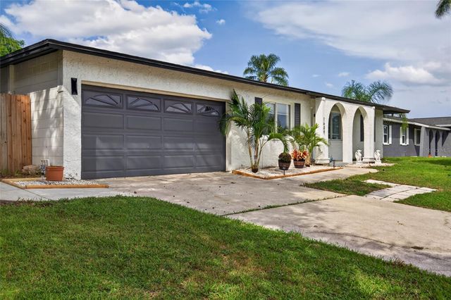 1689 PENNSYLVANIA AVENUE NE, St Petersburg, FL 33703