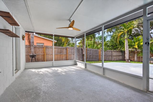 1689 PENNSYLVANIA AVENUE NE, St Petersburg, FL 33703