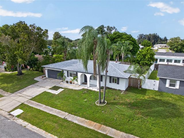 1689 PENNSYLVANIA AVENUE NE, St Petersburg, FL 33703