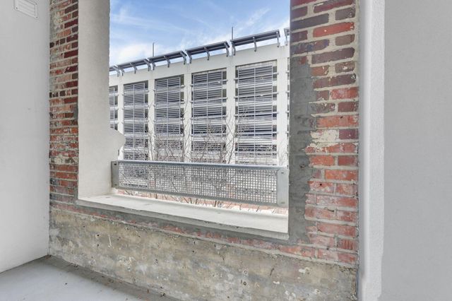 221 N Front Street, 308, Columbus, OH 43215