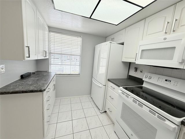 2465 NORTHSIDE DRIVE 604, Clearwater, FL 33761