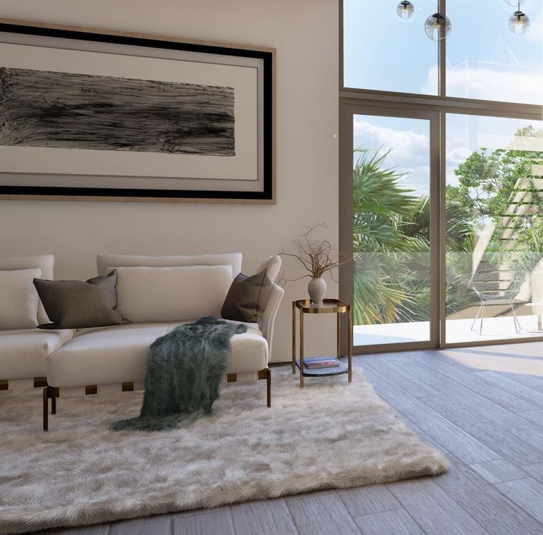 Image 5 of property listing at 1305 4TH STREET 502E, Sarasota, FL 34236