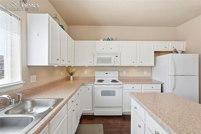4895 Kerry Lynn View 201, Colorado Springs, CO 80922