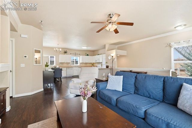 4895 Kerry Lynn View 201, Colorado Springs, CO 80922