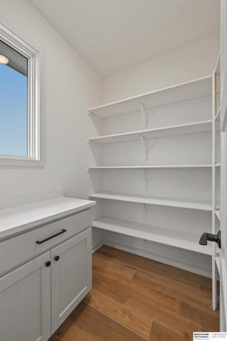 21225 Sunburst Avenue, Elkhorn, NE 68022