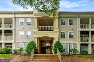 13621 Garfield Pl Apt 302, Woodbridge, VA 22191