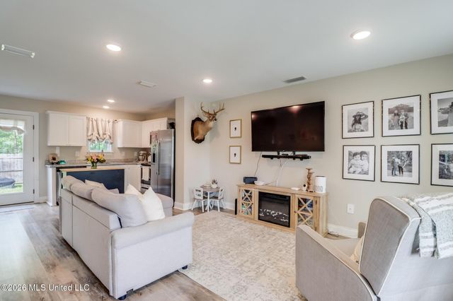 13223 Willow Oak Circle, Gulfport, MS 39503