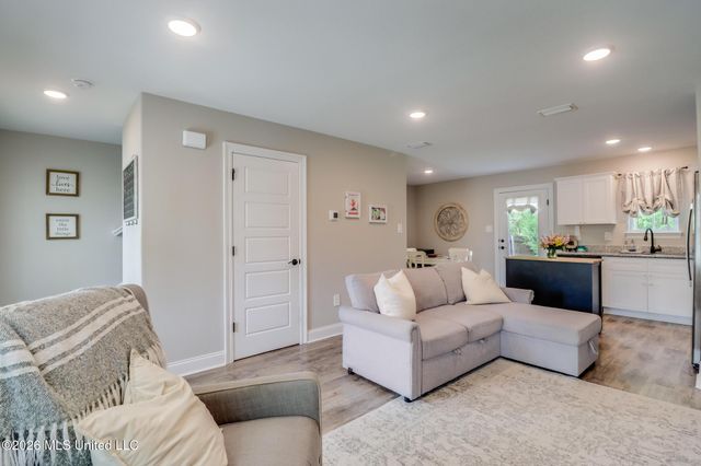 13223 Willow Oak Circle, Gulfport, MS 39503