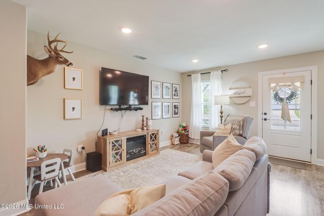 13223 Willow Oak Circle, Gulfport, MS 39503