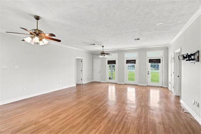 7912 Lake Street, Lake Charles, LA 70605