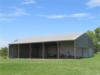 27880 Cedar Niles Road, Paola, KS 66071