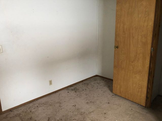 10401 Ozga Street, Romulus, MI 48174