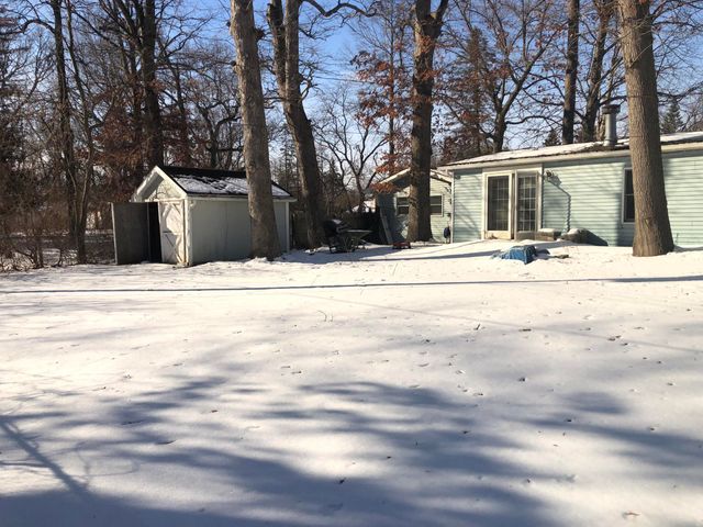 10401 Ozga Street, Romulus, MI 48174