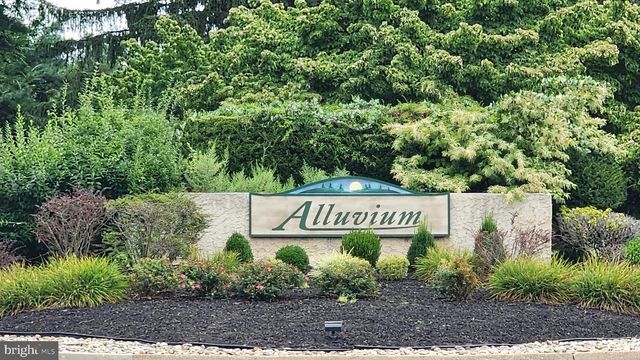 26 BRIARWOOD DR, Voorhees, NJ 08043