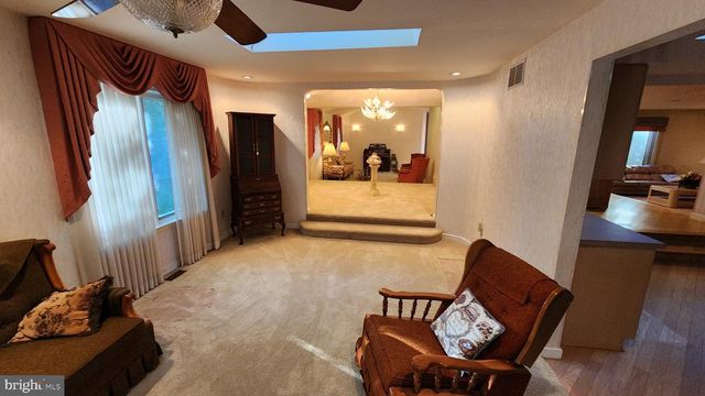 26 BRIARWOOD DR, Voorhees, NJ 08043