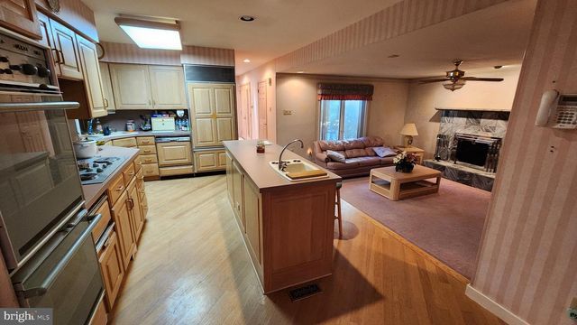26 BRIARWOOD DR, Voorhees, NJ 08043