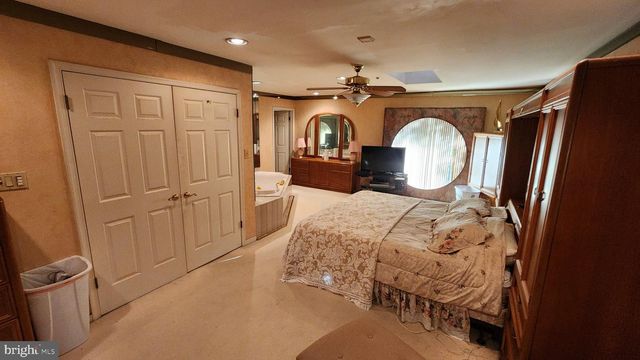 26 BRIARWOOD DR, Voorhees, NJ 08043