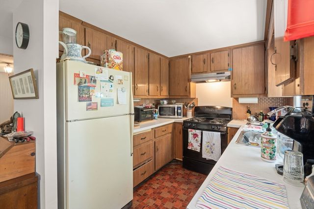 122 Sandy Valley Road, Dedham, MA 02026