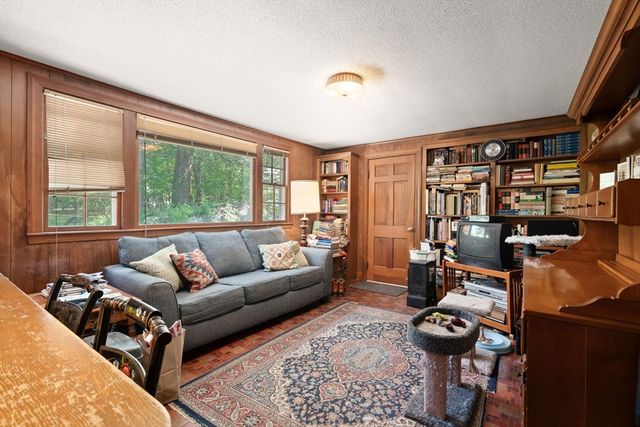 122 Sandy Valley Road, Dedham, MA 02026