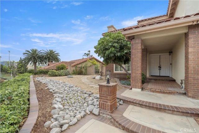 5415 Los Monteros, Yorba Linda, CA 92887
