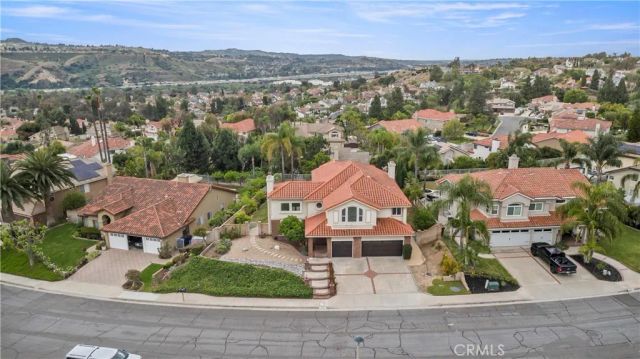 5415 Los Monteros, Yorba Linda, CA 92887