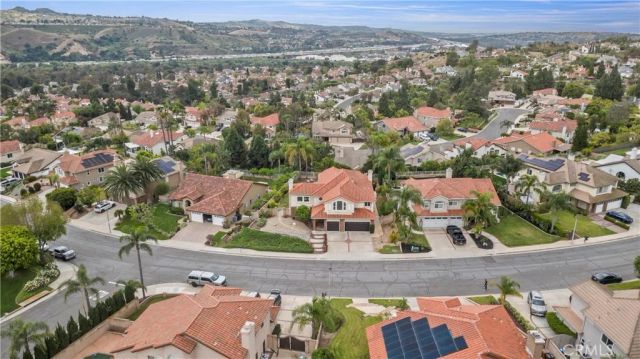 5415 Los Monteros, Yorba Linda, CA 92887