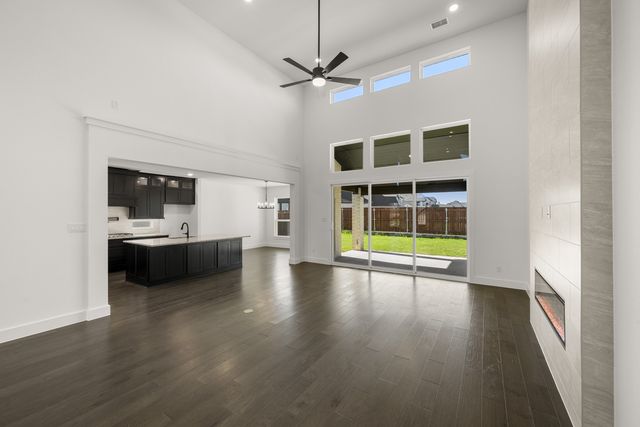 2544 Baypoint Drive, Grand Prairie, TX 75054