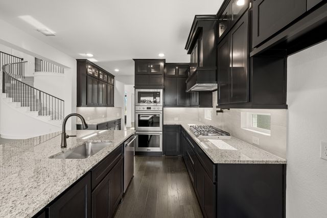 2544 Baypoint Drive, Grand Prairie, TX 75054