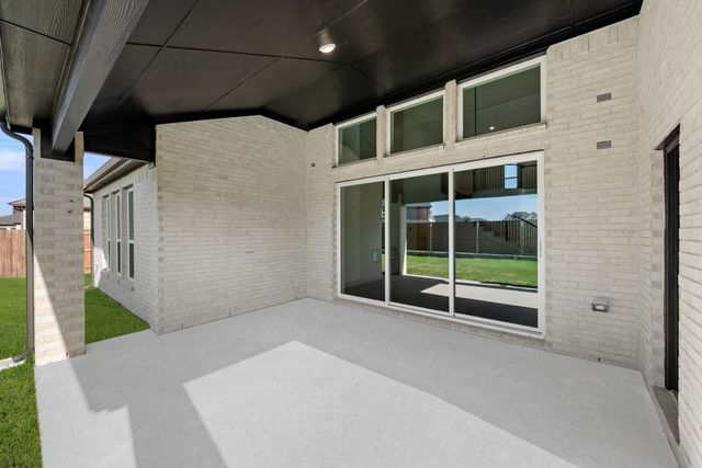 2544 Baypoint Drive, Grand Prairie, TX 75054