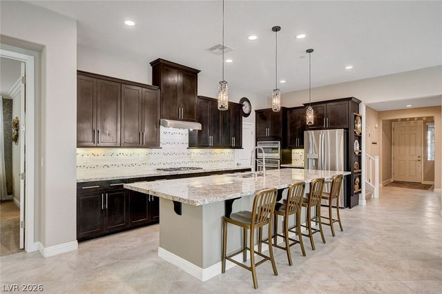 901 Gatesbridge Avenue, Henderson, NV 89012