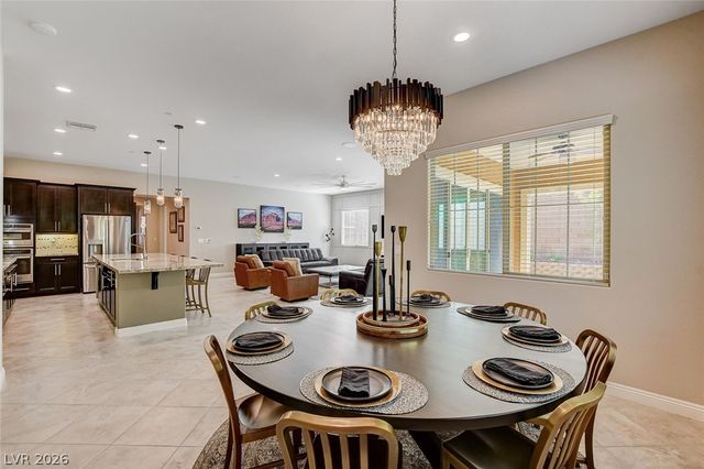 901 Gatesbridge Avenue, Henderson, NV 89012