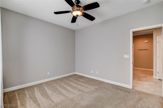 901 Gatesbridge Avenue, Henderson, NV 89012