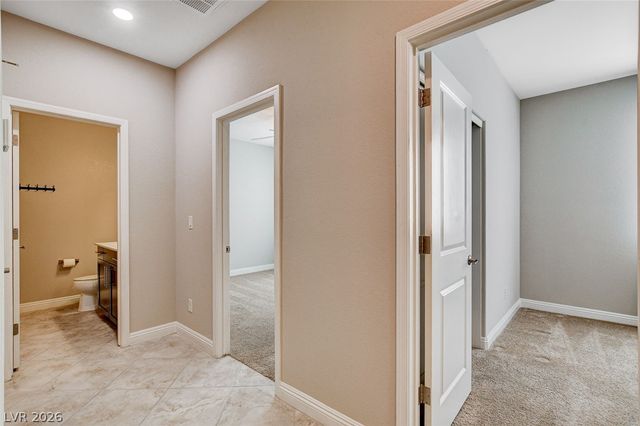 901 Gatesbridge Avenue, Henderson, NV 89012