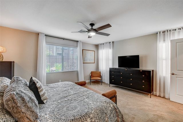 901 Gatesbridge Avenue, Henderson, NV 89012
