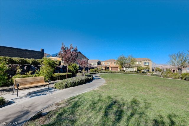901 Gatesbridge Avenue, Henderson, NV 89012
