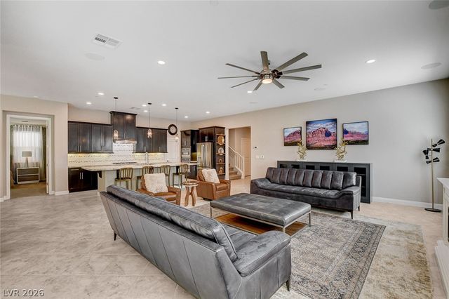901 Gatesbridge Avenue, Henderson, NV 89012