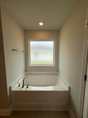 6007 Crocket Cove, Crestview, FL 32539