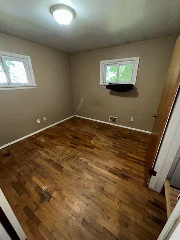 5323 Elmsford Drive, Flint, MI 48532