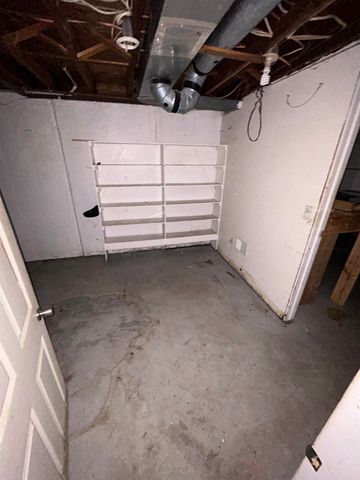 5323 Elmsford Drive, Flint, MI 48532