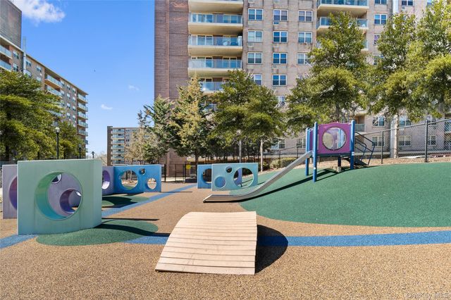 971 Jerome Street 8D, Brooklyn, NY 11207