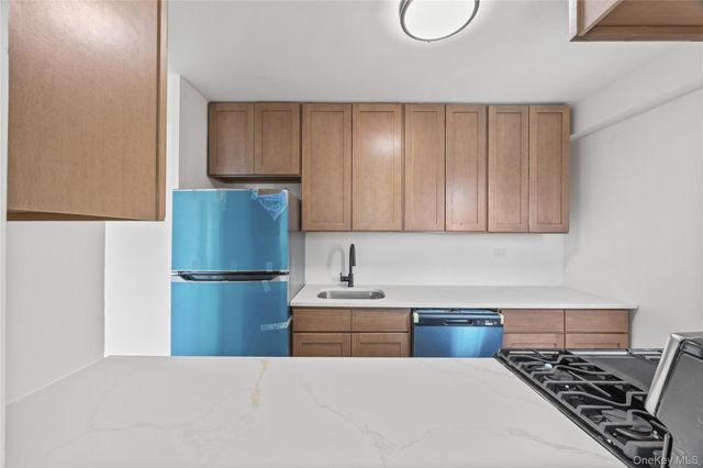 971 Jerome Street 8D, Brooklyn, NY 11207