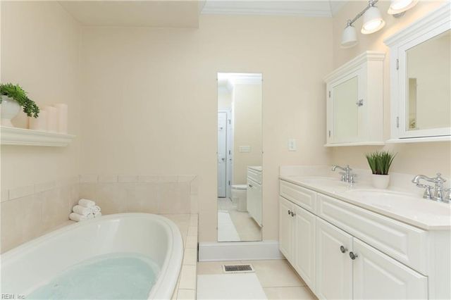 822 W Ocean View AVE, Norfolk, VA 23503