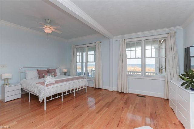 822 W Ocean View AVE, Norfolk, VA 23503